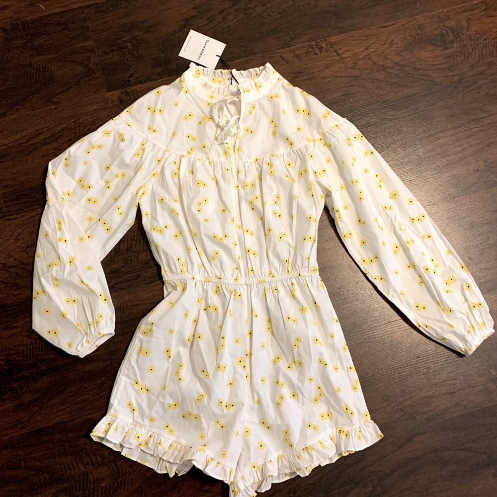 Gorgeous Yellow and white, sleeve romper